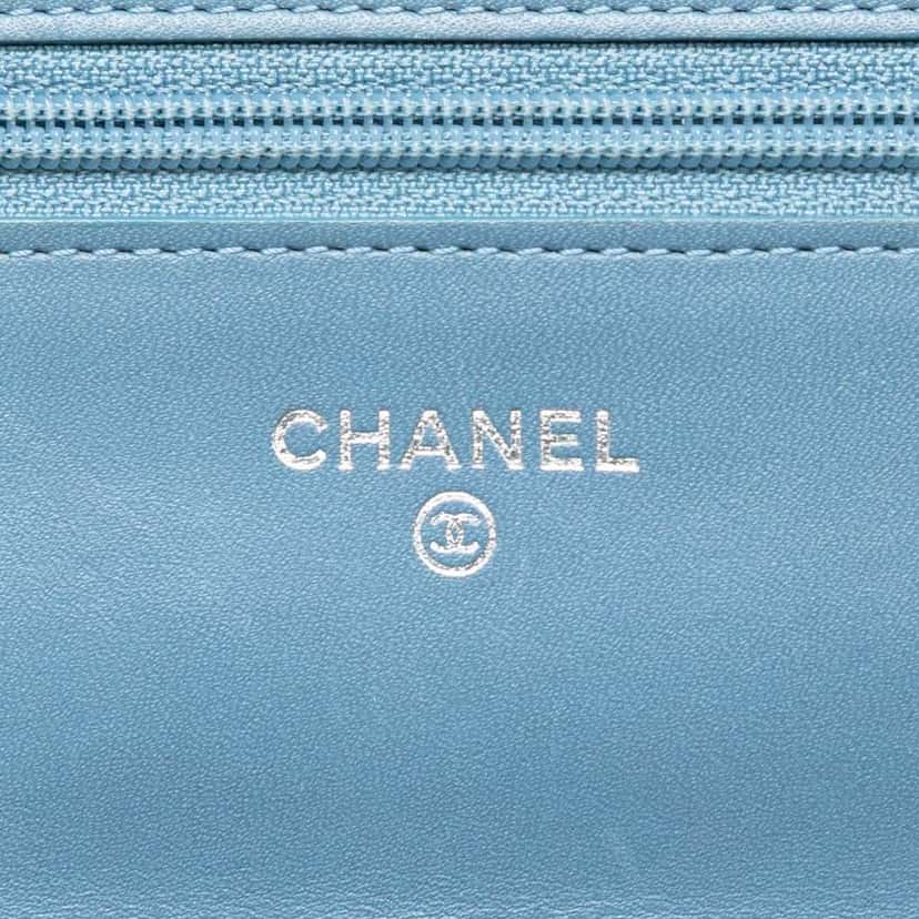 Chanel CC Caviar Wallet On Chain Blue Leather Good condition - Box View