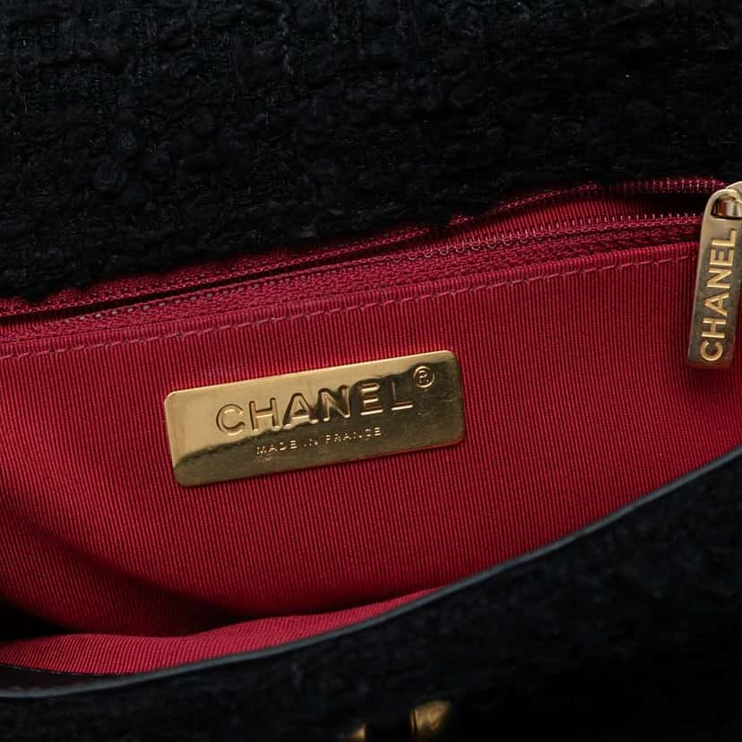 Chanel Medium Tweed 19 Flap Black Tweed Good condition - Box View