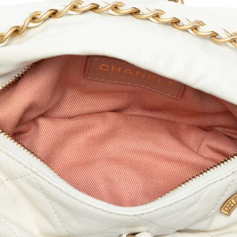 Chanel Quilted Calfskin Midnight Swim Baluchon Bag White Leather Good condition - Model View