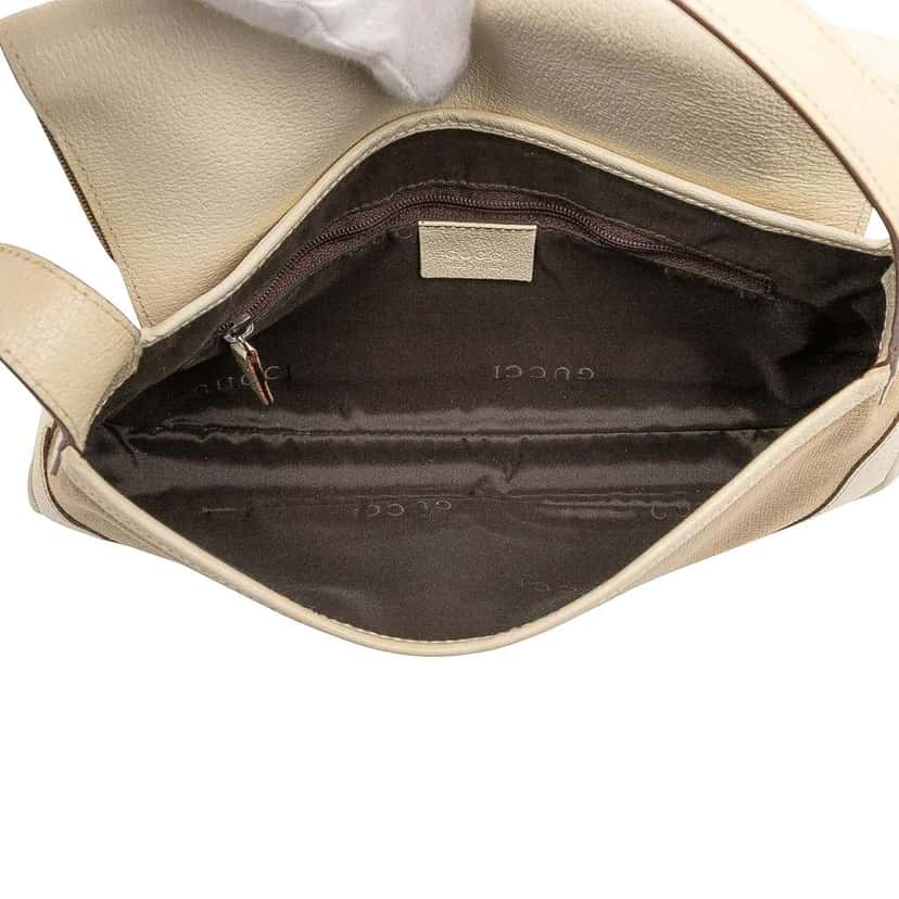 Gucci Canvas Jackie O Flap Brown Canvas Good condition - Model View