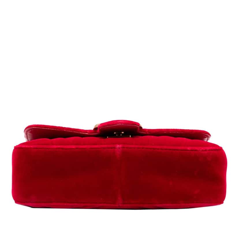Gucci Small GG Marmont Matelasse Velvet Shoulder Bag Red Velvet Good condition - Inside View