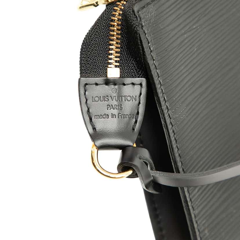 Louis Vuitton Epi Pochette Accessoires Black Leather Good condition - Box View