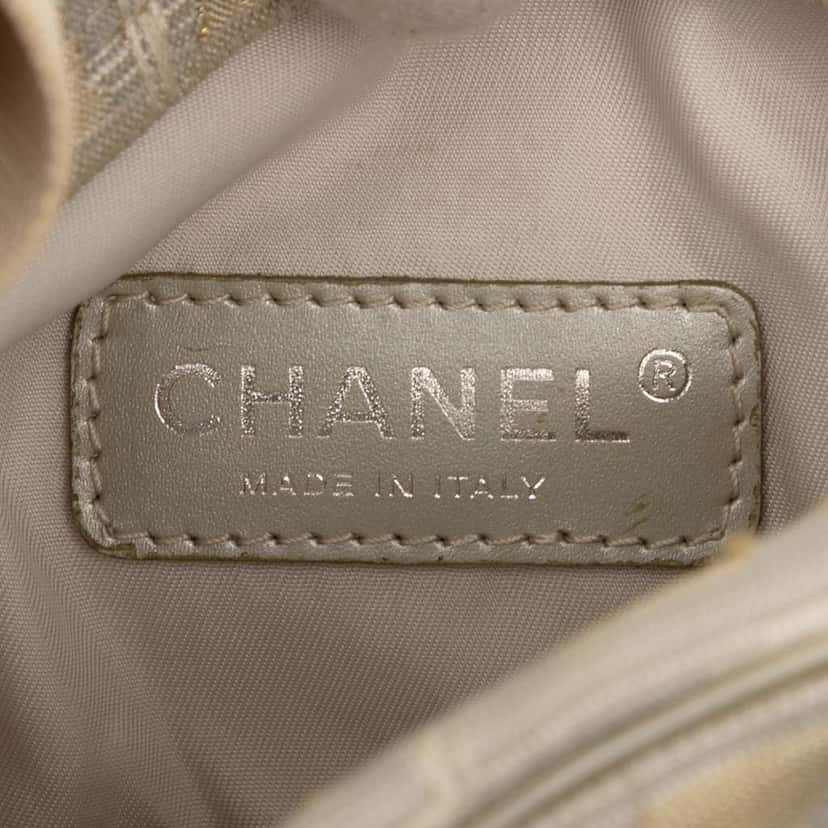 Chanel New Travel Line Nylon Crossbody Grey Good condition - Box View