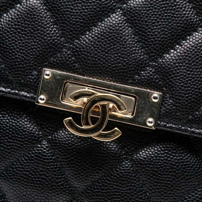 Chanel Large Quilted Caviar Golden Class O Case Clutch Black Leather Good condition - Box View