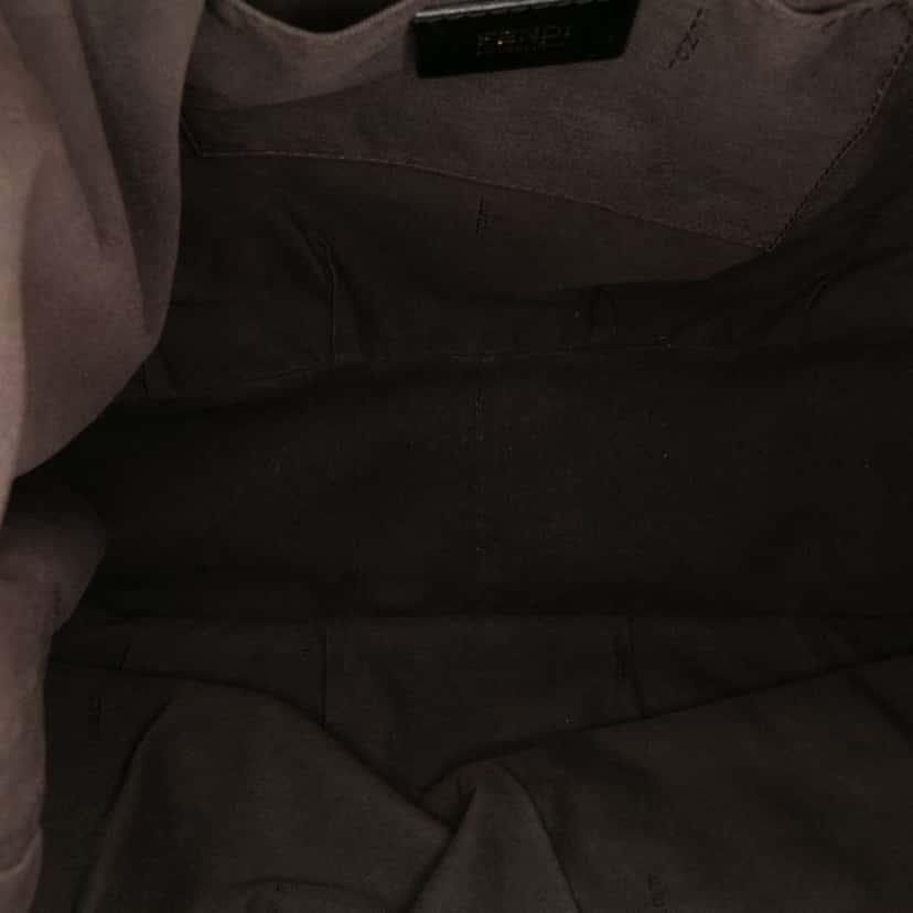 Fendi Zucca Canvas Mia Hobo Black Canvas Good condition - Model View