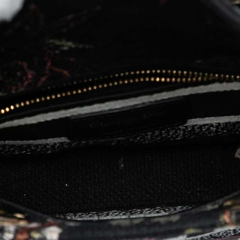 Dior Mini Embroidered Canvas Mille Fleurs Lady D Lite Black Canvas Very good condition - Model View