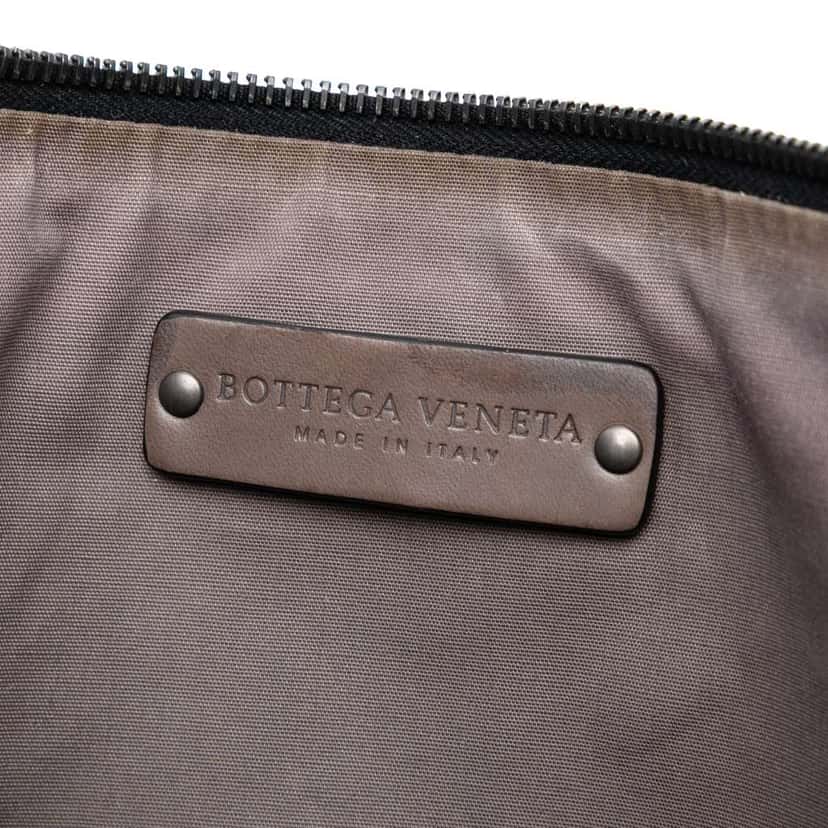 Bottega Veneta Bicolor Nappa Intrecciato Clutch Blue Leather Good condition - Box View