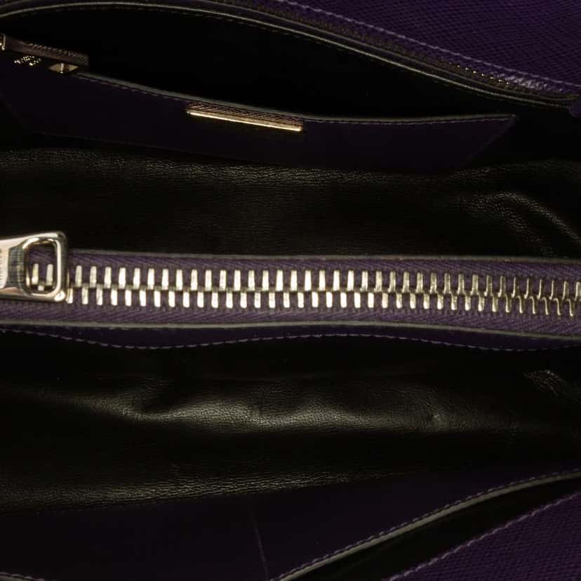 Prada Saffiano Cuir Turnlock Twin Satchel Purple Leather Good condition - Model View