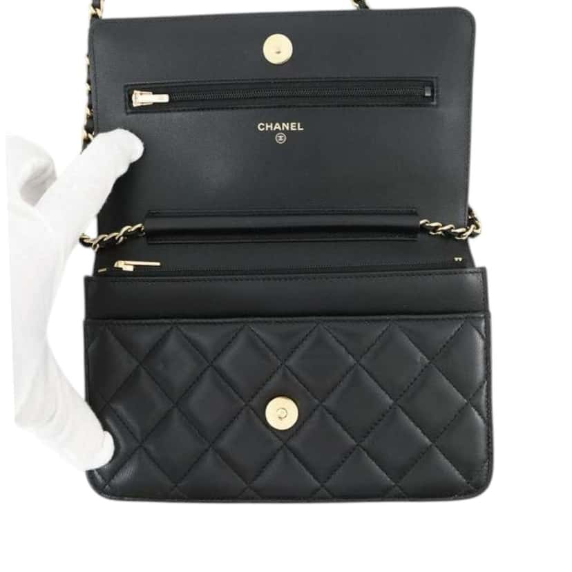 Chanel CC Quilted Lambskin Coco Casino Wallet On Chain Black Leather Good condition - Box View