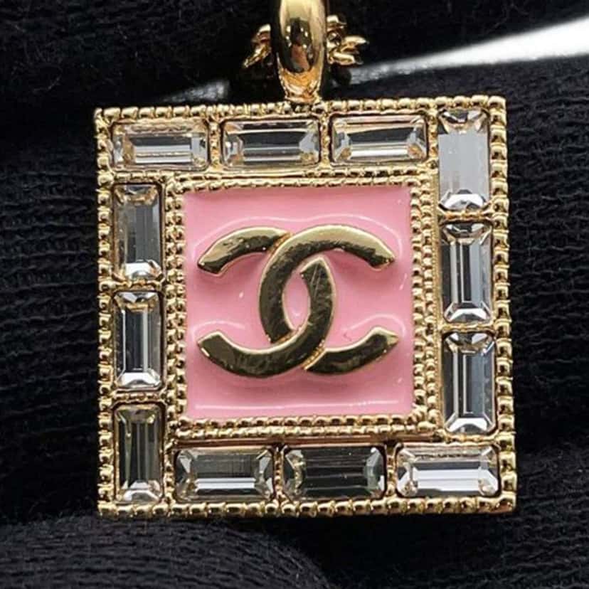 Chanel Gold Plated Rhinestone CC Square Pendant Necklace Gold Metal Good condition - Box View