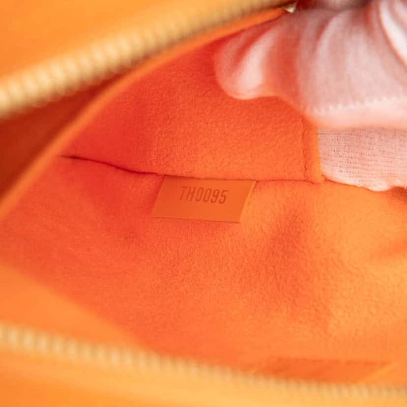 Louis Vuitton Epi Jasmine Orange Leather Good condition - Box View