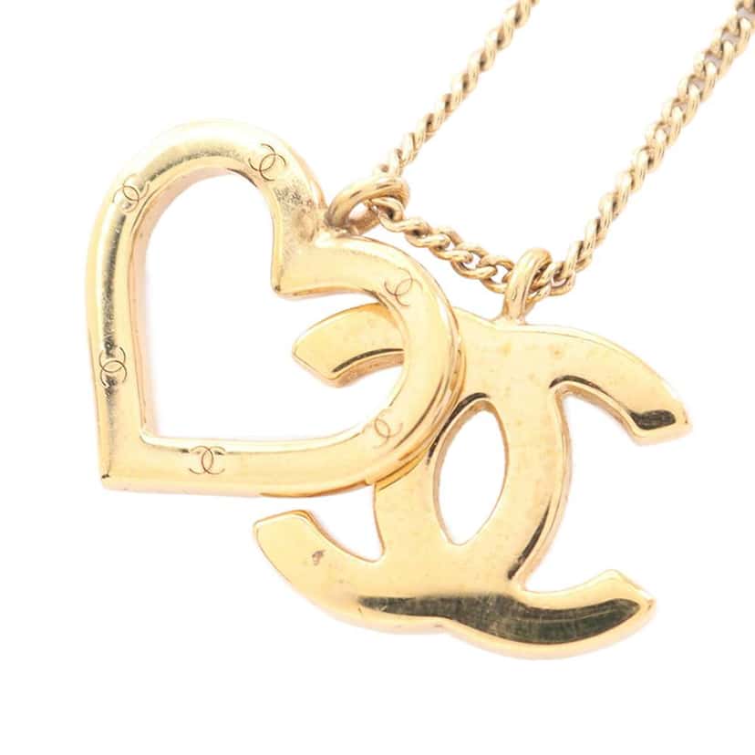 Chanel CC Gold Plated Heart Pendant Necklace Gold Metal Good condition - Front View