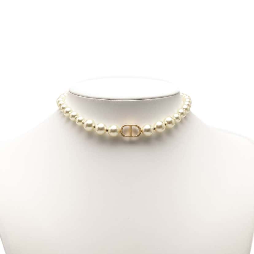 Dior Faux Pearl Gold Plated CD 30 Montaigne Chocker Necklace White Good condition - Box View
