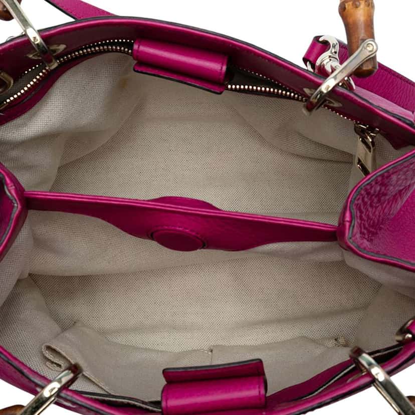 Gucci Small Calfskin Bamboo Shopper Satchel Pink Leather Good condition - Model View