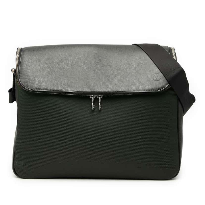 Louis Vuitton Taiga and Canvas Taimyr Green Leather Good condition - Front View
