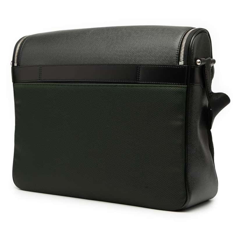 Louis Vuitton Taiga and Canvas Taimyr Green Leather Good condition - Back View