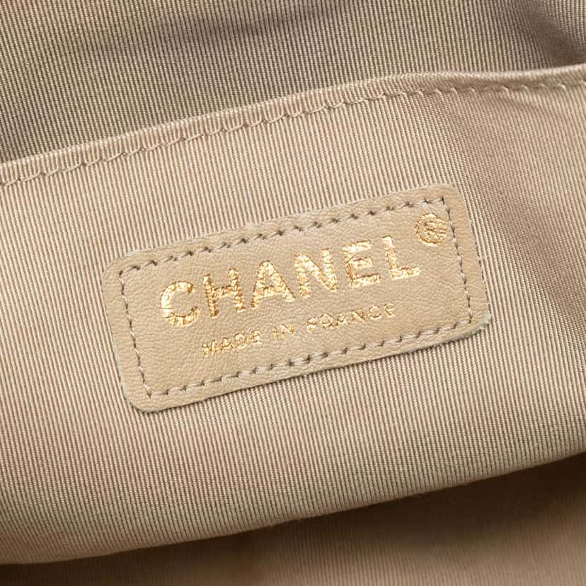 Chanel Medium Classic Tweed Single Flap Black Tweed Good condition - Box View