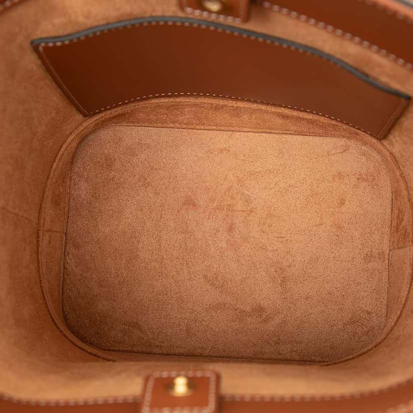 Celine Small Calfskin Cuir Triomphe Bucket Bag Brown Leather Good condition - Model View