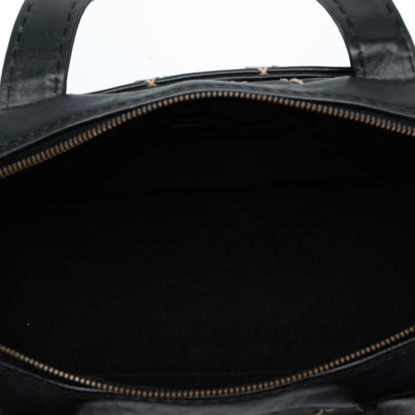 Chanel CC Lambskin Wild Stitch Handbag Black Leather Good condition - Model View