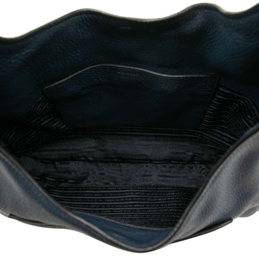 Prada Vitello Daino Pocket Hobo Blue Leather Good condition - Model View
