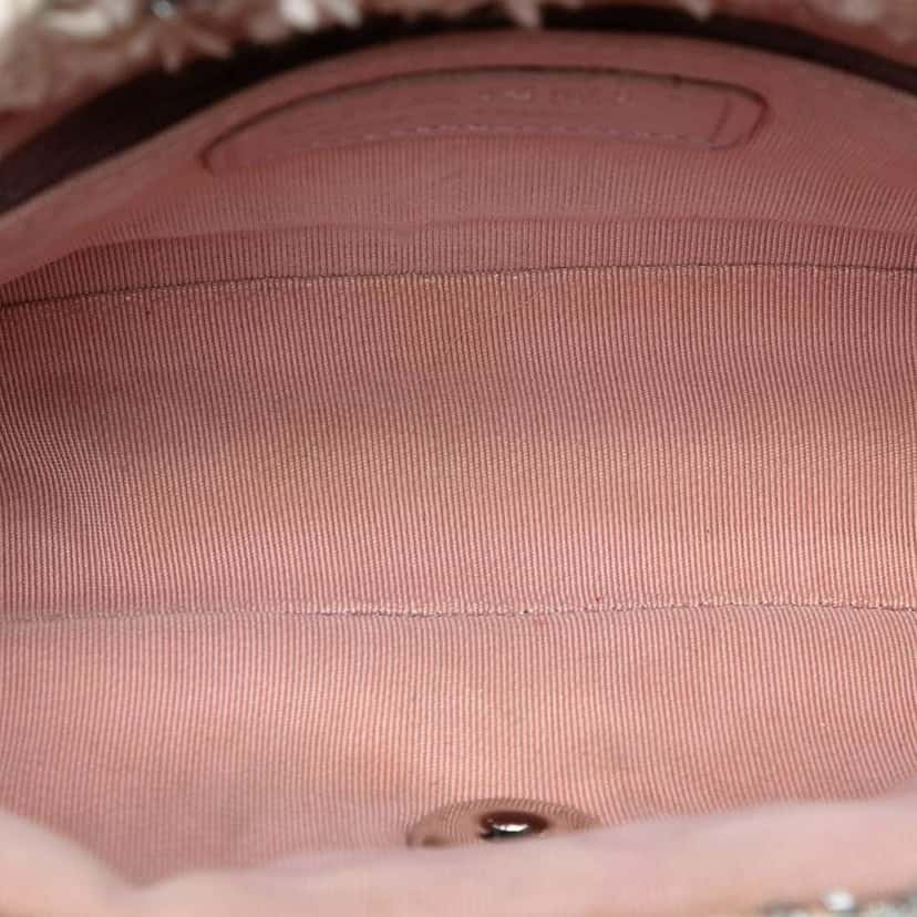 Chanel Mini Rectangular Classic Tweed Single Flap Pink Tweed Good condition - Model View