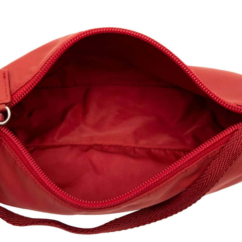 Prada Tessuto Pochette Red Good condition - Model View