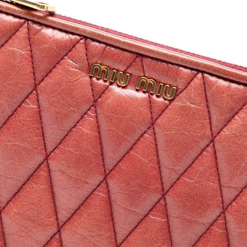 Miu Miu Matelasse Lambskin Crossbody Red Leather Good condition - Box View