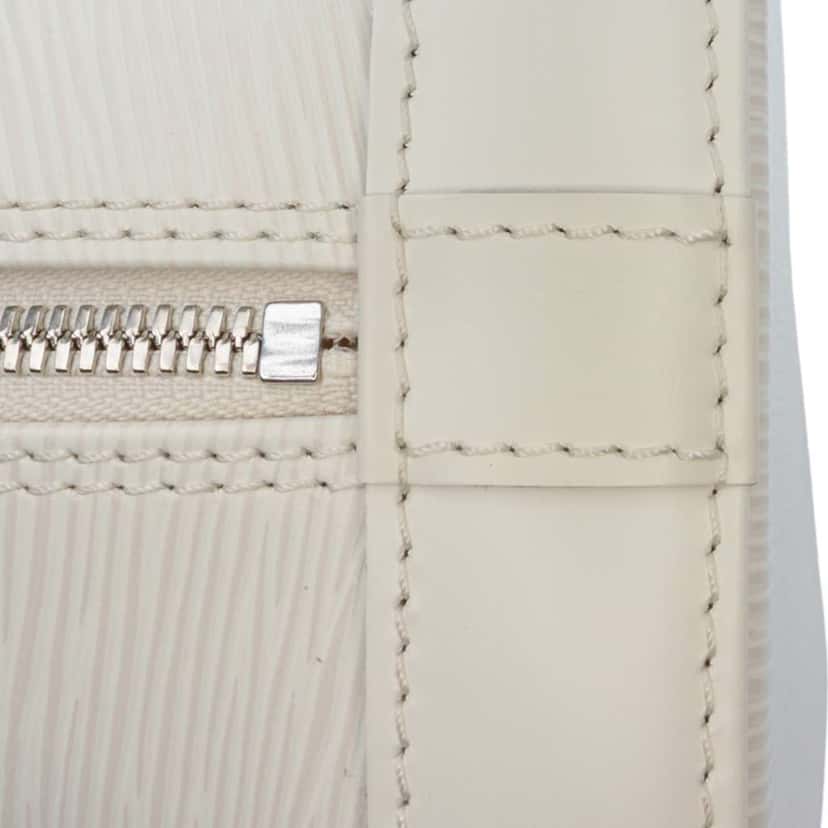 Louis Vuitton Epi Alma PM White Leather Good condition - Box View