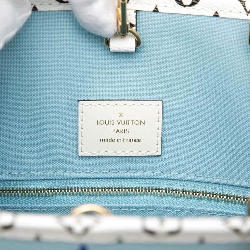 Louis Vuitton Monogram Giant Okinawa Onthego GM Blue Good condition - Box View