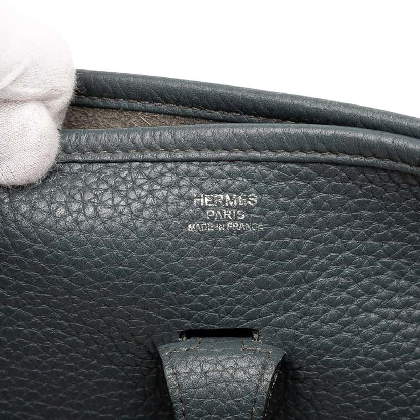 Hermès Clemence Evelyne III 29 Green Leather Good condition - Box View