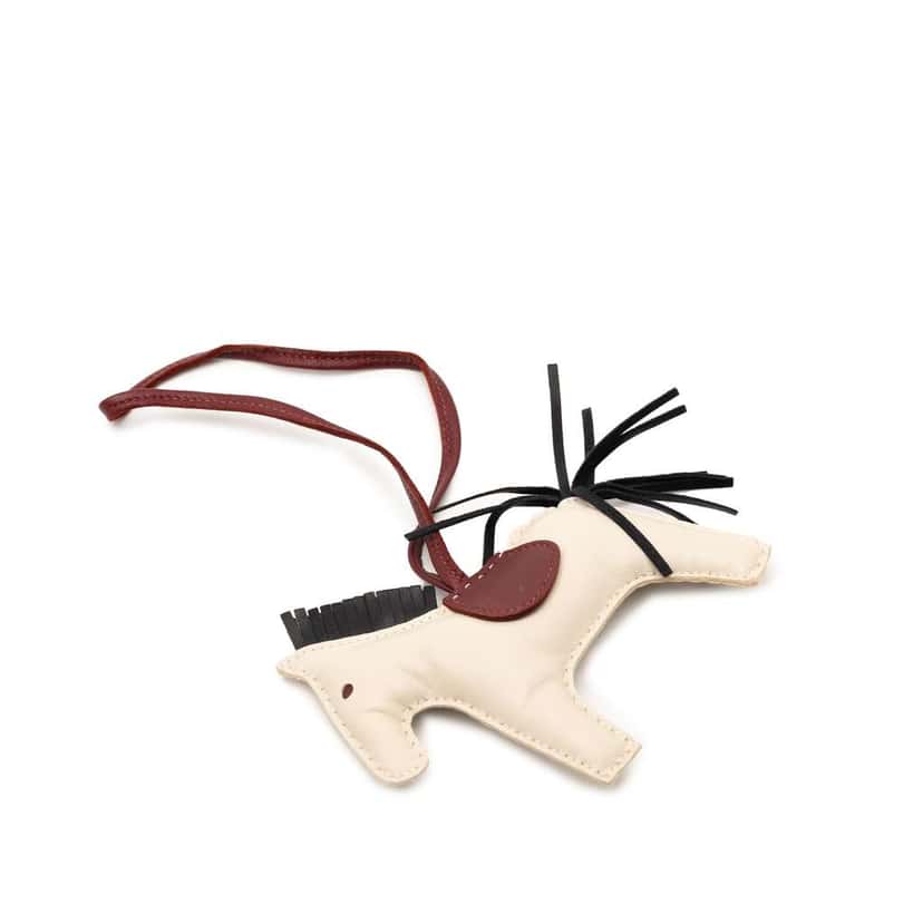 Hermès Milo Lambskin Grigri Rodeo Horse Bag Charm PM White Leather Good condition - Back View