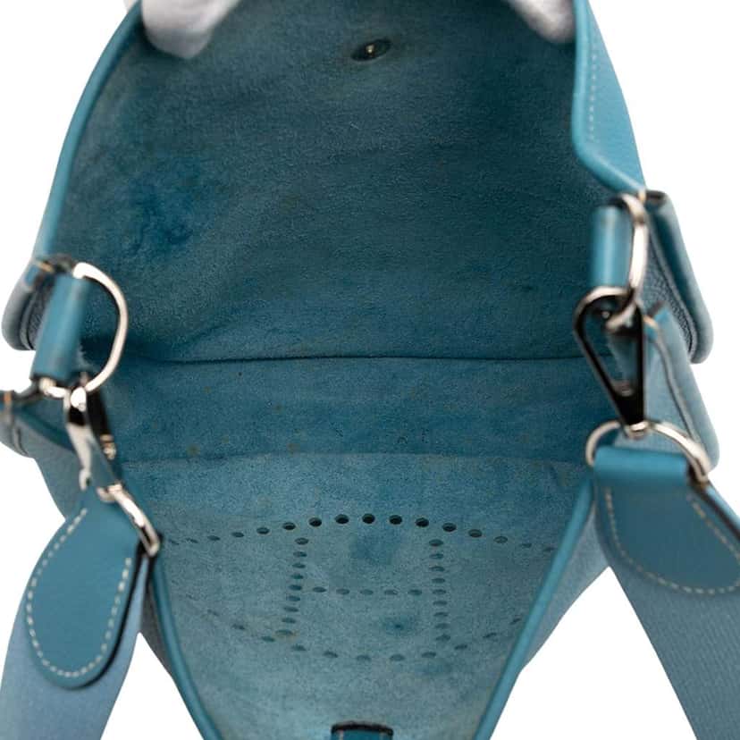 Hermès Togo Evelyne PM Blue Leather Good condition - Model View