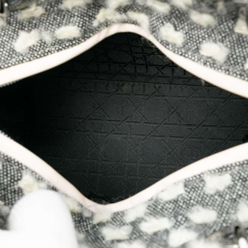 Dior Medium Tweed Lady Dior Grey Tweed Good condition - Model View