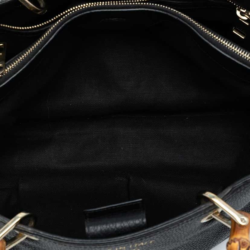 Gucci Medium Calfskin Bamboo Shopper Satchel Black Leather Good condition - Model View