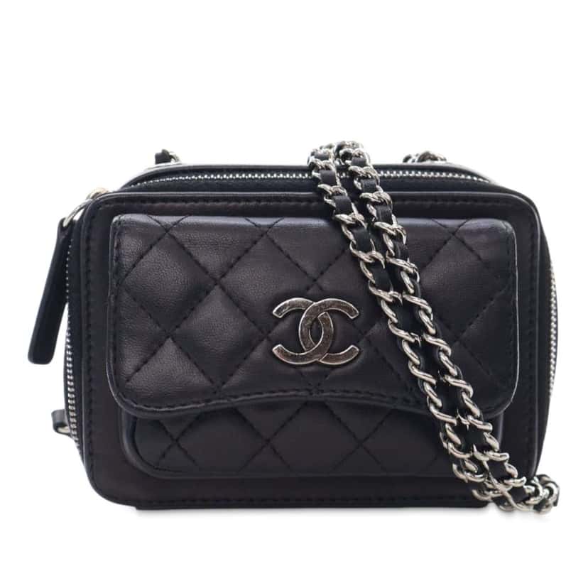 Chanel Mini CC Quilted Calfskin Pocket Box Camera Bag Black Leather Good condition - Front View