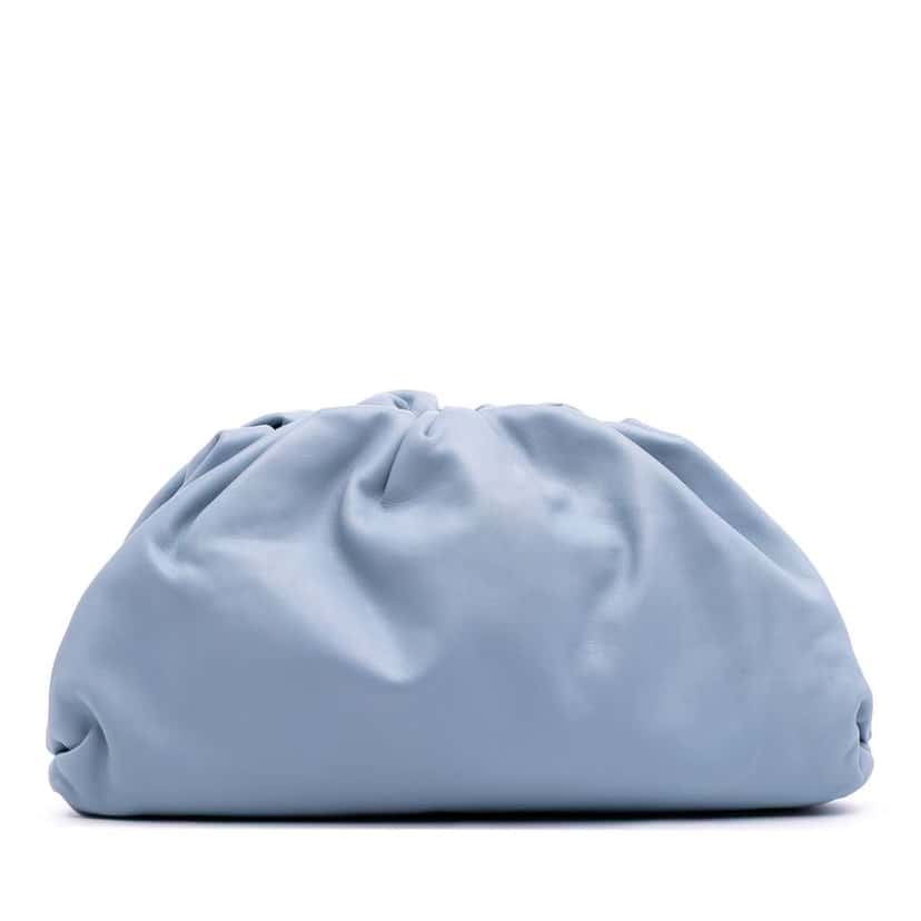 Bottega Veneta Lambskin The Pouch Blue Leather Good condition - Front View