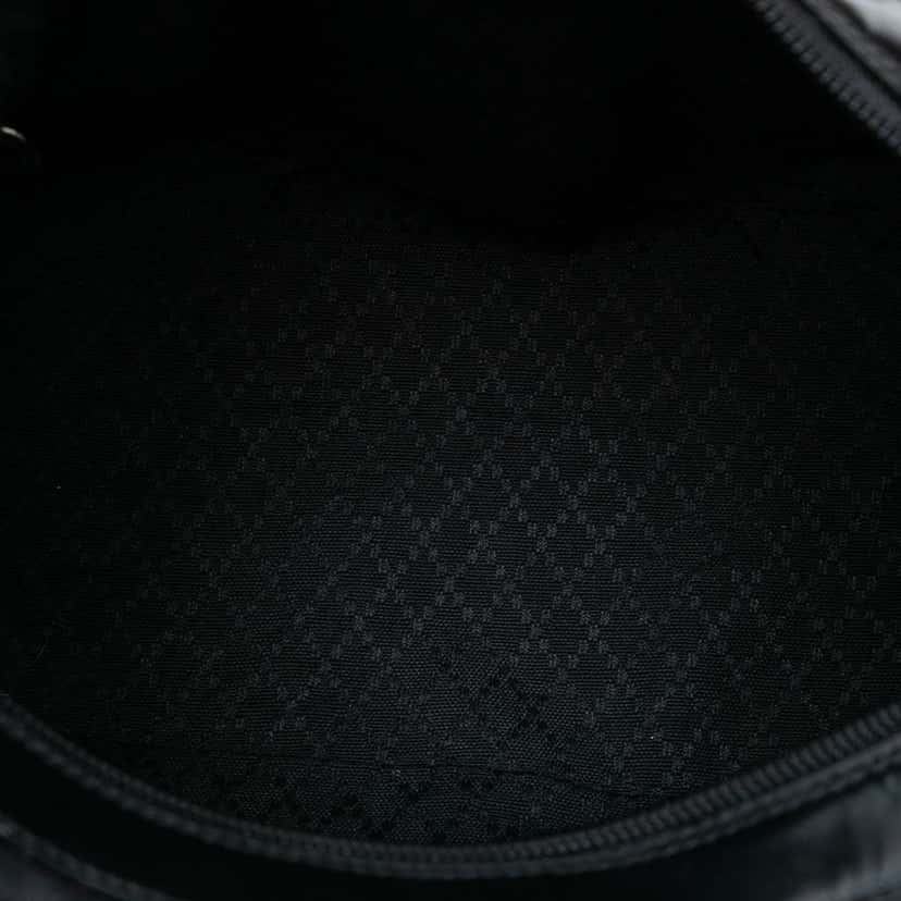 Gucci Nylon Bamboo Shoulder Bag Black Good condition - Model View