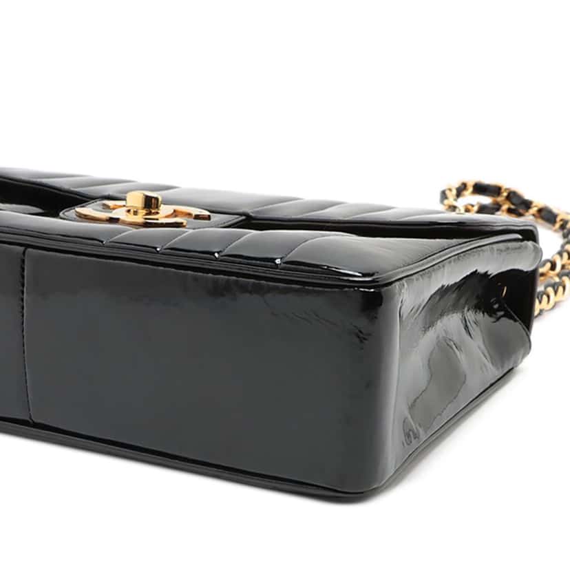 Chanel Jumbo Patent Vertical Quilt Mademoiselle Flap Black Leather Good condition - Inside View