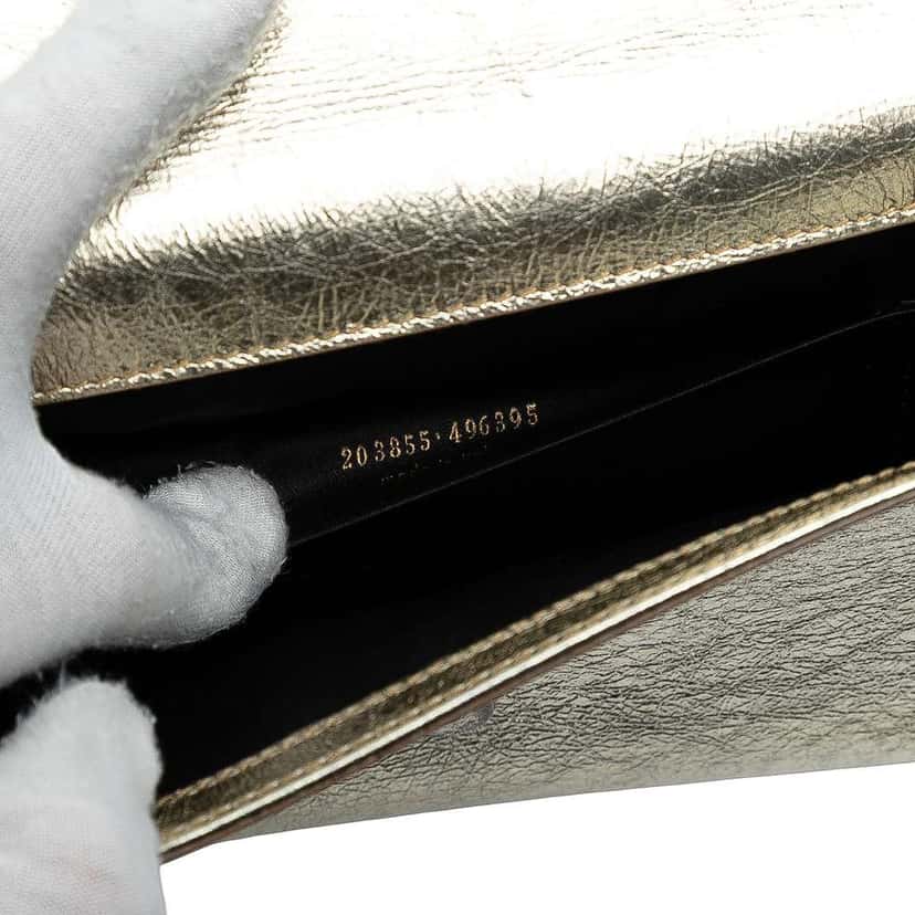 Saint Laurent Large Metallic Calfskin Monogram Belle De Jour Clutch Gold Leather Good condition - Box View