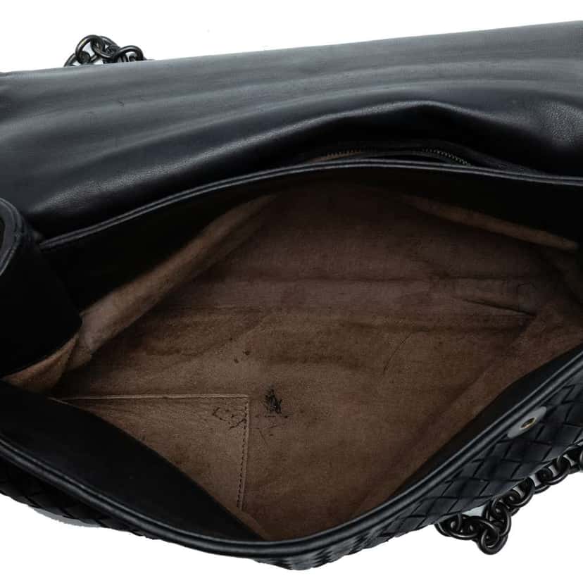 Bottega Veneta Medium Nappa Intrecciato Olimpia Shoulder Bag Black Leather Good condition - Model View