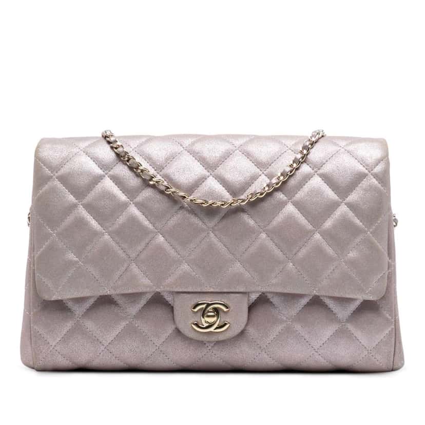 Chanel CC Quilted Iridescent Calfskin Clutch with Chain Pink Leather Good condition - Front View