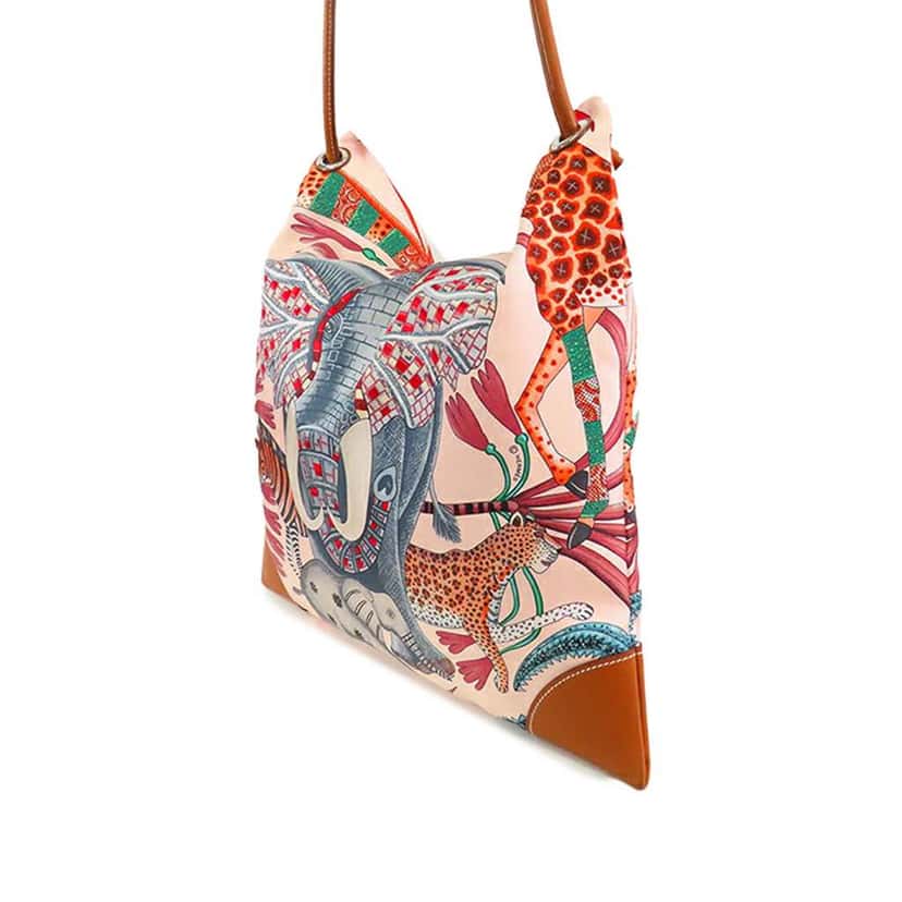 Hermès Silk La Marche Du Zambeze Silky City 33 Pink Silk Good condition - Back View