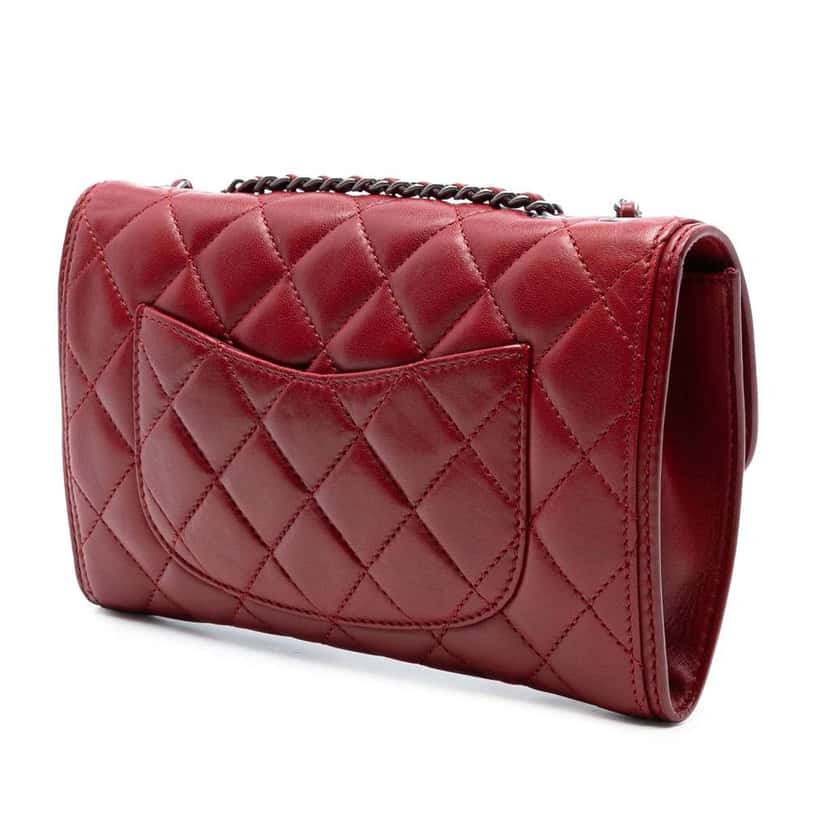 Chanel Small Quilted Lambskin Citizen Zip Flap Red Leather Good condition - Back View