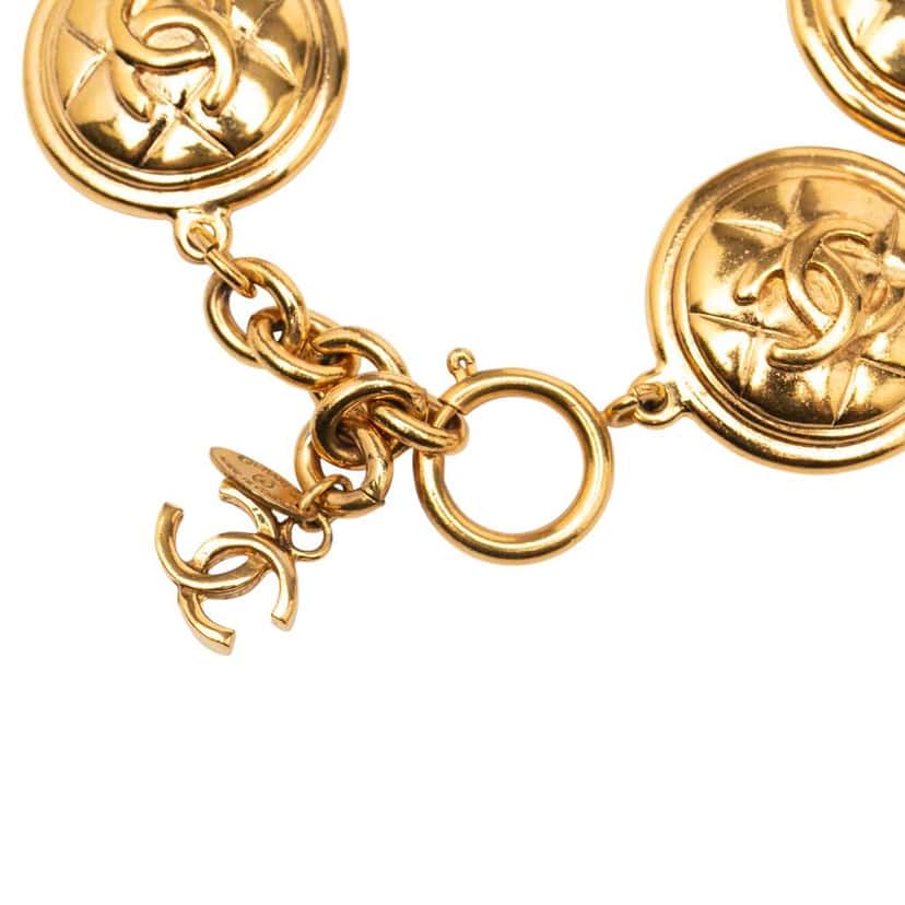Chanel CC Gold Plated Quilted Medallion Bracelet Gold Metal Good condition - Model View