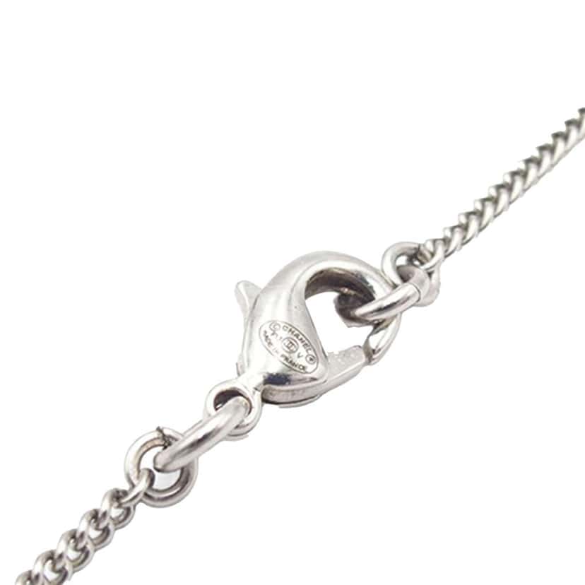 Chanel Rhinestones CC Pendant Necklace Silver Brass Good condition - Model View