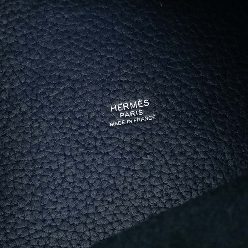 Hermès Clemence Picotin Lock 22 Blue Leather Good condition - Box View