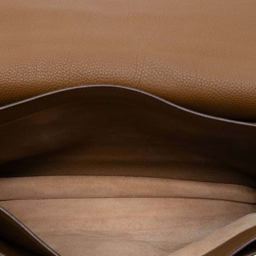 Hermès Togo Sac A Depeches 38 Brown Leather Good condition - Model View