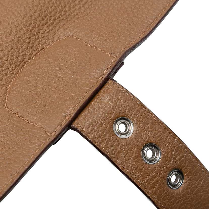 Hermès Togo Sac A Depeches 38 Brown Leather Good condition - Box View