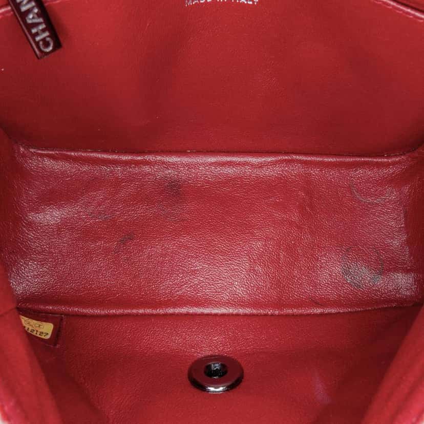 Chanel Mini Square Classic Lambskin Single Flap Red Leather Good condition - Model View