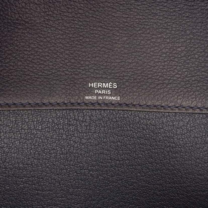 Hermès Evergrain Kelly Depeches Pouch 25 Blue Leather Good condition - Box View
